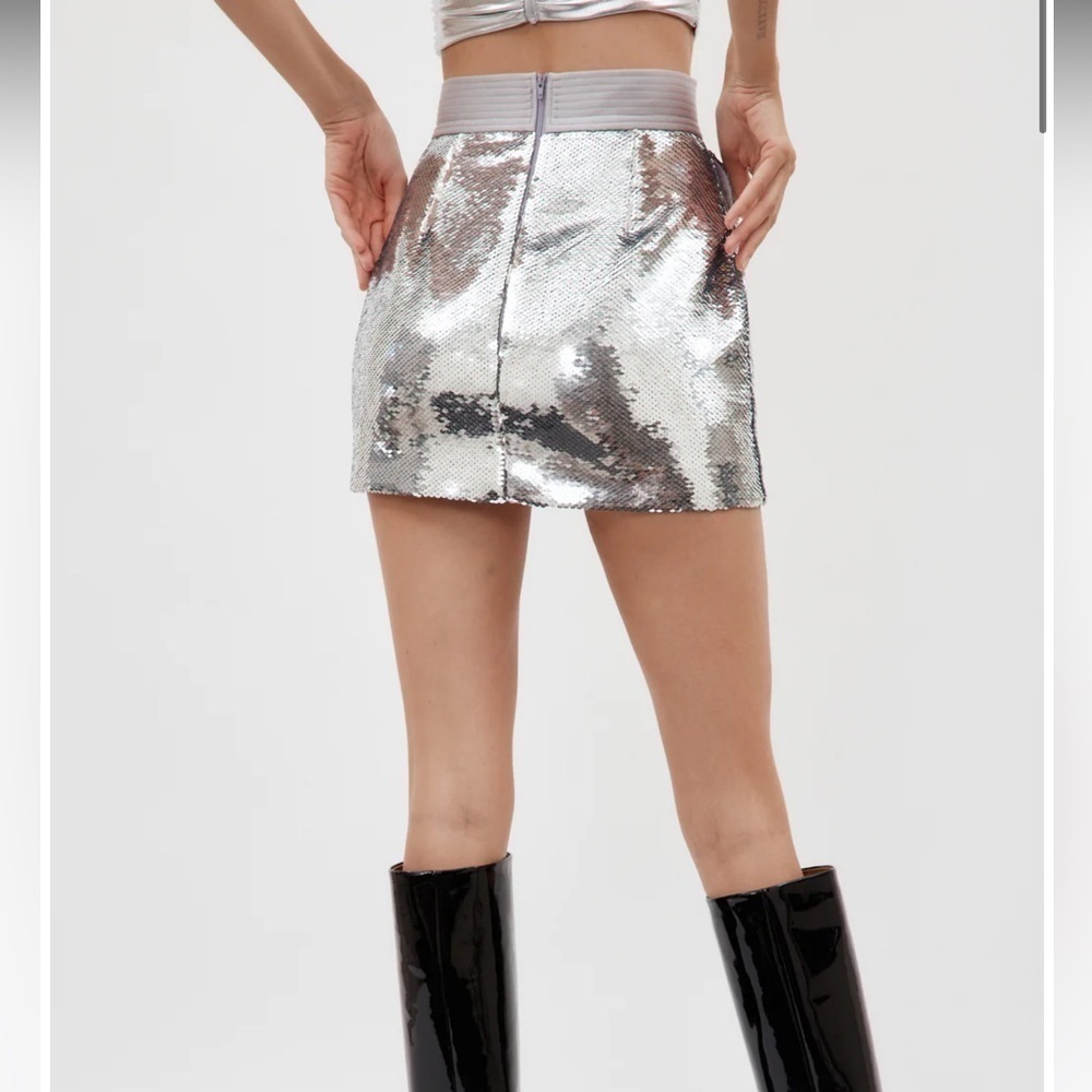 Alex Perry Delon Sequined Mini Skirt Silver - Picture 5 of 7